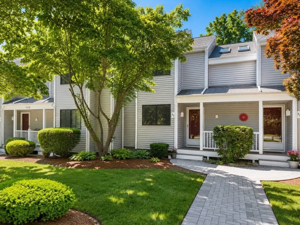 Unit for sale at 1018 Pleasant St, Weymouth, MA 02189