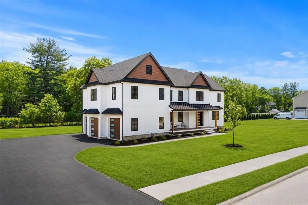 Unit for sale at 4 Fitzpatrick Ln, Billerica, MA 01862