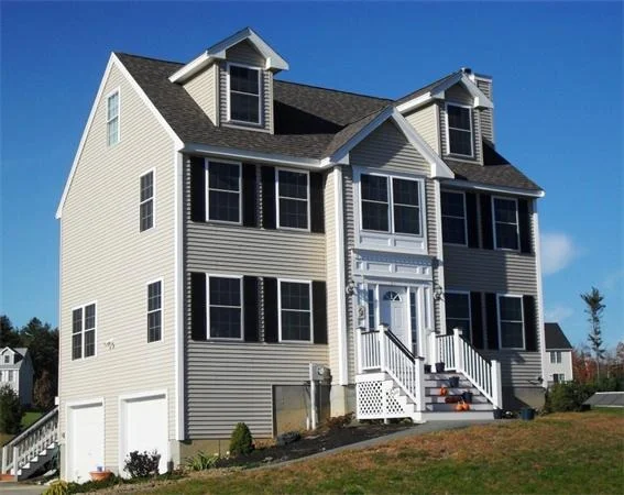Unit for sale at 20 Warren Ave., Amesbury, MA 01913