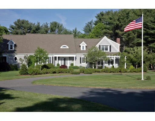 Unit for sale at 5 Hideaway Lane, Duxbury, MA 02332