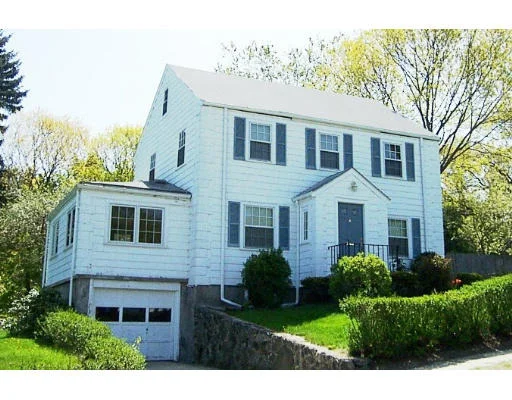 Unit for sale at 10 Daniels Street, Lexington, MA 02421