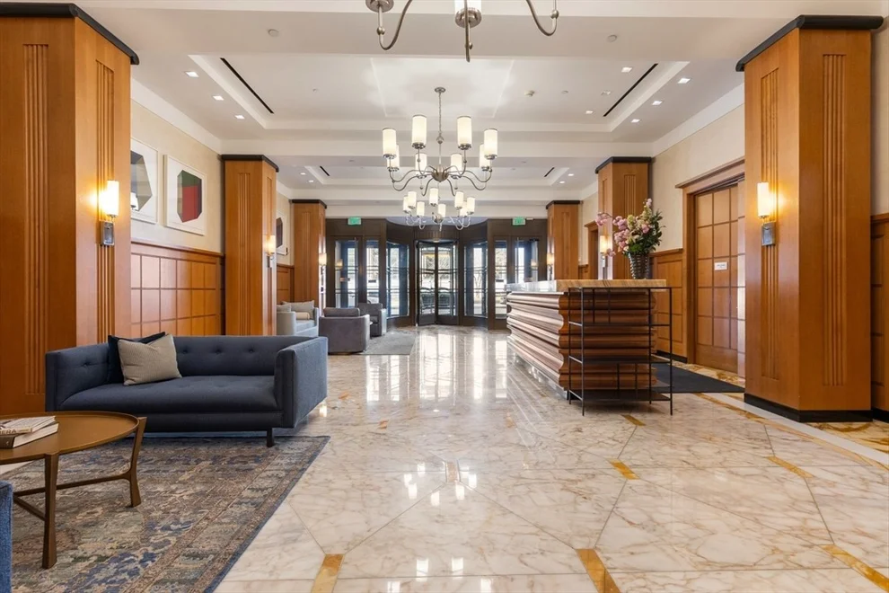 Unit for sale at 400 Stuart, Boston, MA 02116