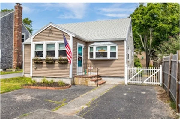 Unit for sale at 78 Tower Ave, Marshfield, MA 02050