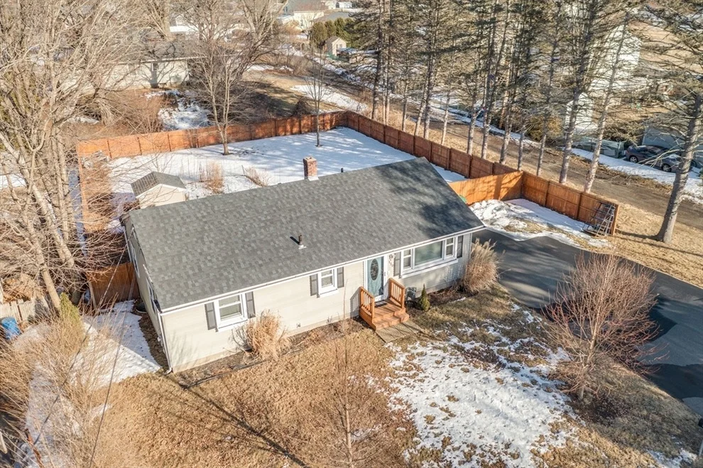 Unit for sale at 120 Oldfield Road, Chicopee, MA 01013