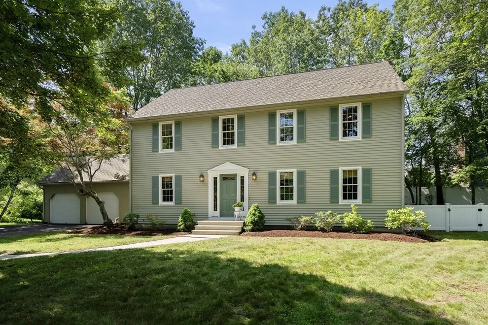 Unit for sale at 100 Avery Heights Drive, Holden, MA 01520