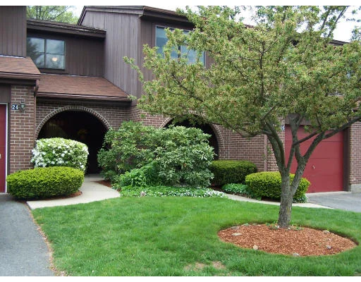 Unit for sale at 24 Hawthorne Circle, Peabody, MA 01960