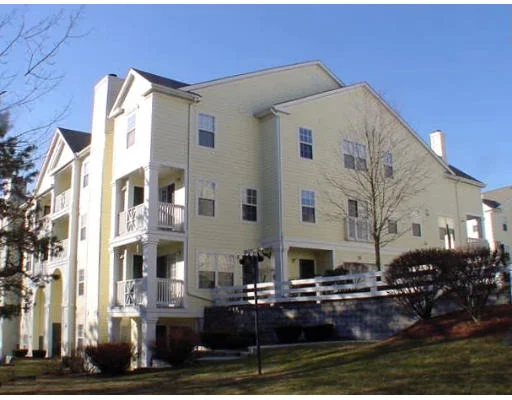 Unit for sale at 413 Gazebo Circle, Reading, MA 01867