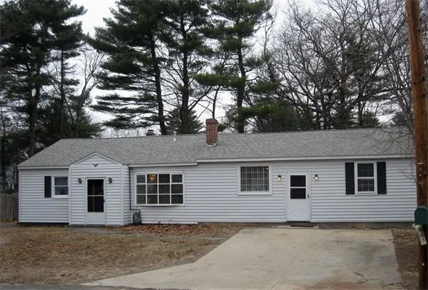 Unit for sale at 90 Rochford Cir, Springfield, MA 01128