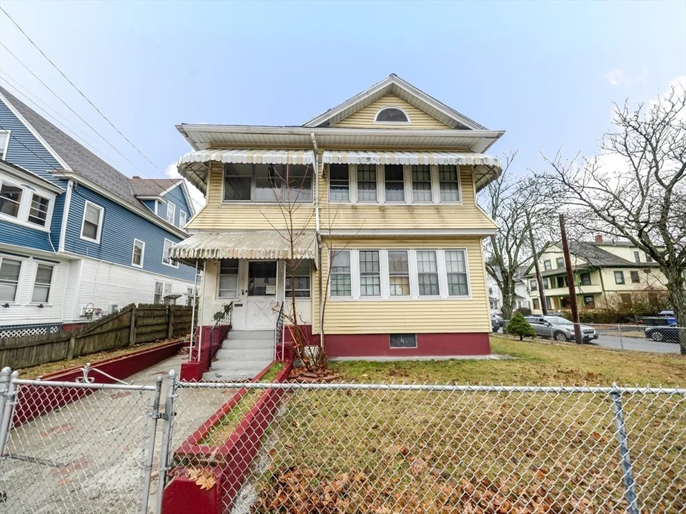 Unit for sale at 570-572 Dickinson St, Springfield, MA 01108