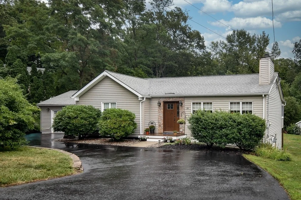 Unit for sale at 39 Creeper Hill Road, Grafton, MA 01536