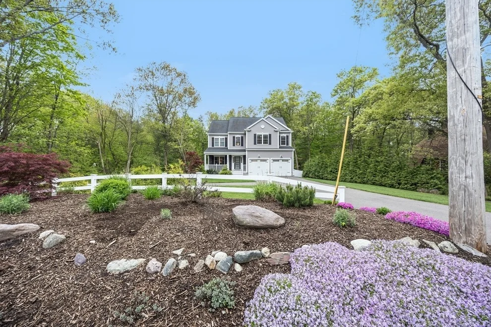 Unit for sale at 464 Paine Rd, North Attleboro, MA 02760