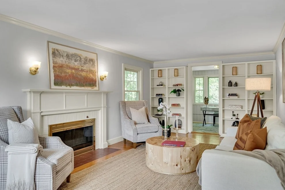 Unit for sale at 198 Dedham St, Newton, MA 02461