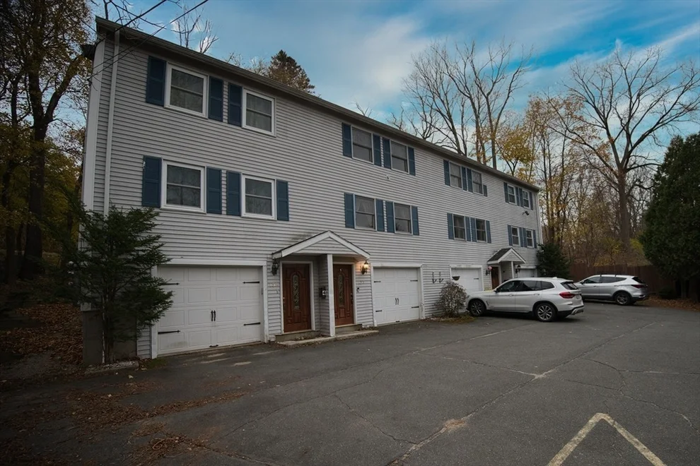 Unit for sale at 133 Green St, Athol, MA 01331