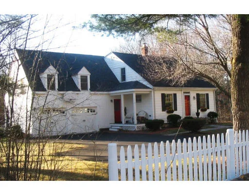 Unit for sale at 125 Winthrop St, Medway, MA 02053