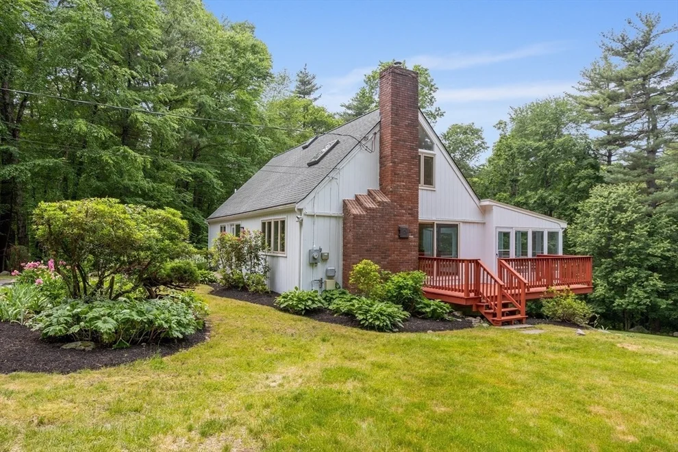 Unit for sale at 13 Long Ridge Rd, Acton, MA 01720