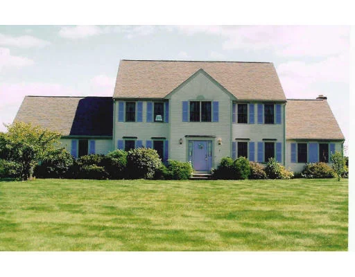 Unit for sale at 8 Annetta Road, Ashland, MA 01721