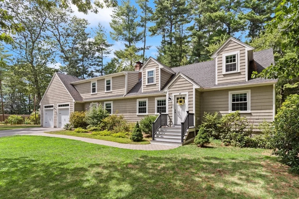 Unit for sale at 47 Fairbank Rd, Sudbury, MA 01776