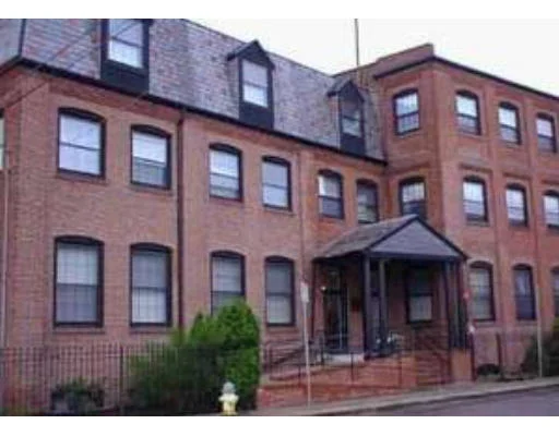 Unit for sale at 10 Weston Ave, Quincy, MA 02170