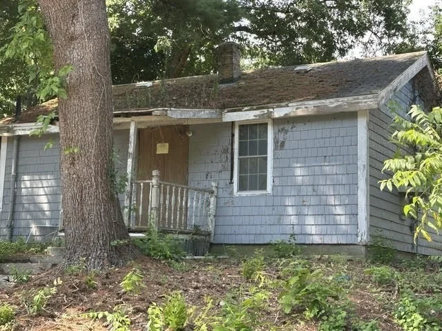 Unit for sale at 11 Evergreen Rd, Attleboro, MA 02703