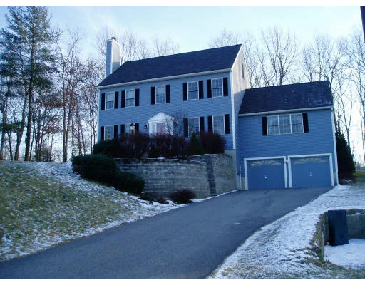 Unit for sale at 112 Towne Hill Road, Haverhill, MA 01835
