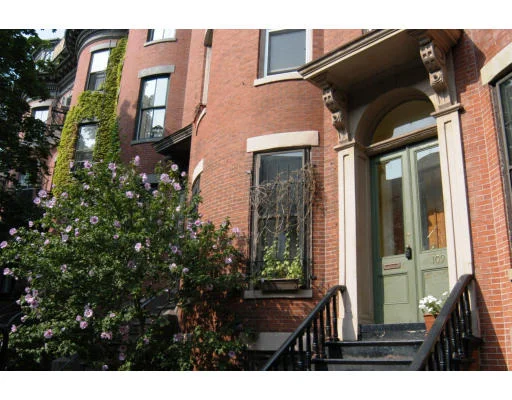 Unit for sale at 109 Pembroke St, Boston, MA 02118