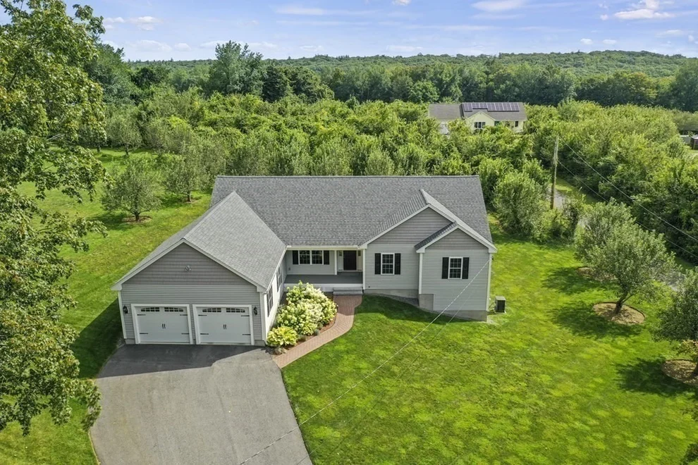 Unit for sale at 291 Pearl Hill Rd, Fitchburg, MA 01420
