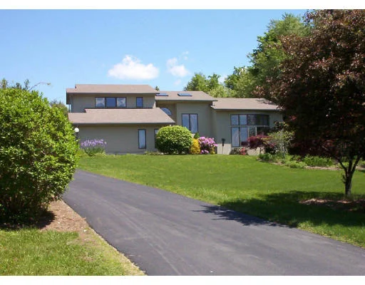 Unit for sale at 7 Arbor Way, Amherst, MA 01002