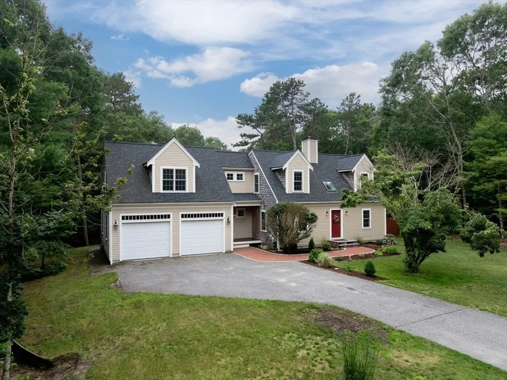 Unit for sale at 185 Bournehurst Drive, Plymouth, MA 02360