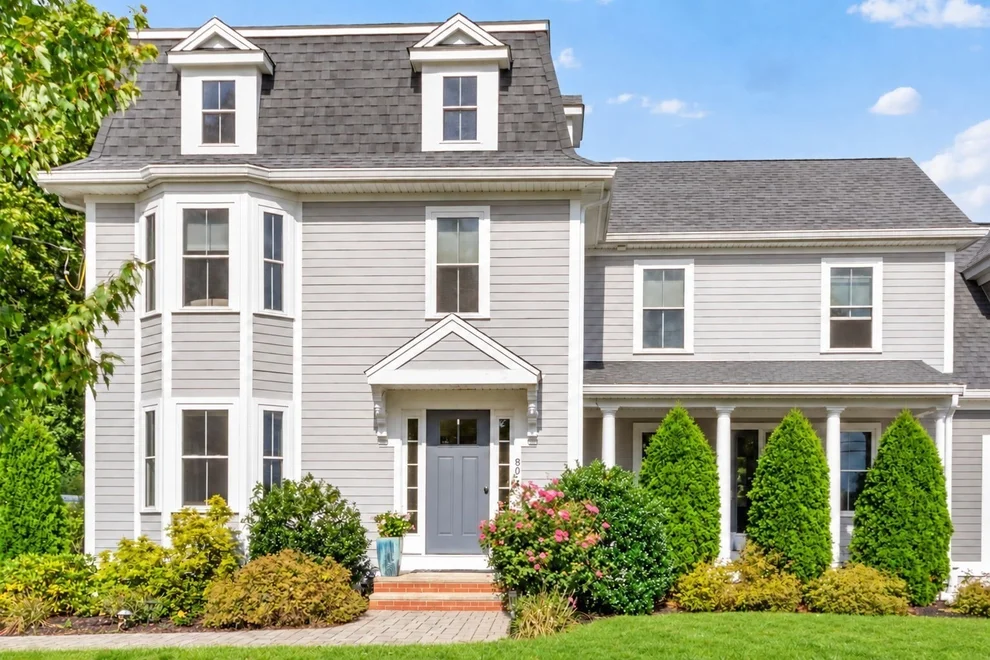 Unit for sale at 80 Pleasant St, Medfield, MA 02052