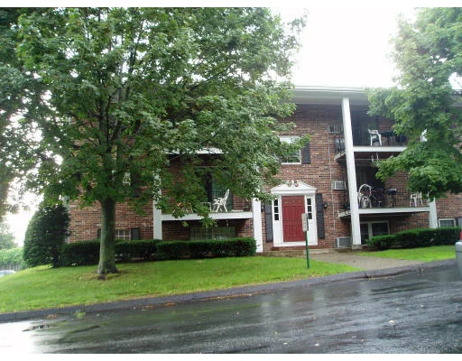 Unit for sale at 8 Walker Road, North Andover, MA 01845
