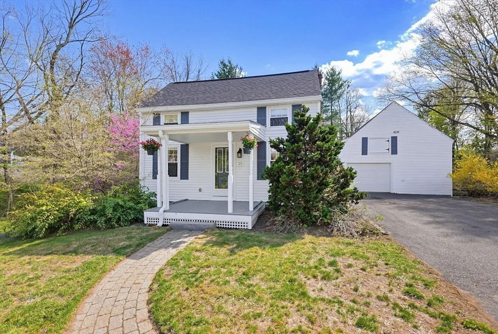 Unit for sale at 25 Stagecoach Rd, Leominster, MA 01453