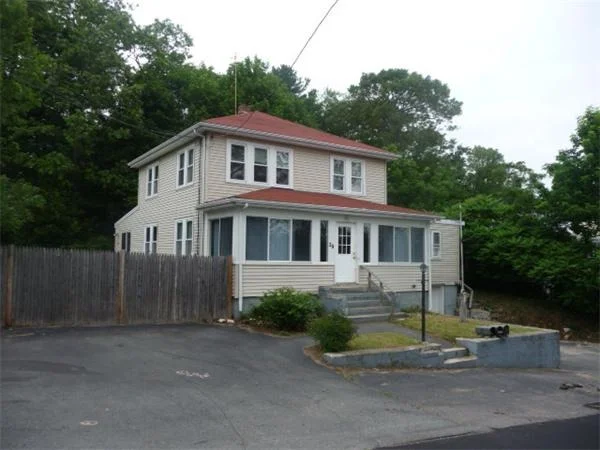 Unit for sale at 20 Seaver Rd, Weymouth, MA 02189