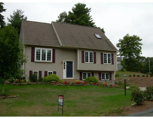Unit for sale at 2 Melvin Dr, Oxford, MA 01540