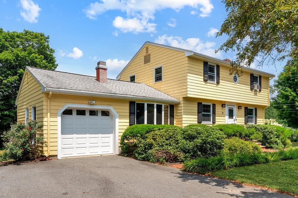 Unit for sale at 68 Dalton Rd, Concord, MA 01742