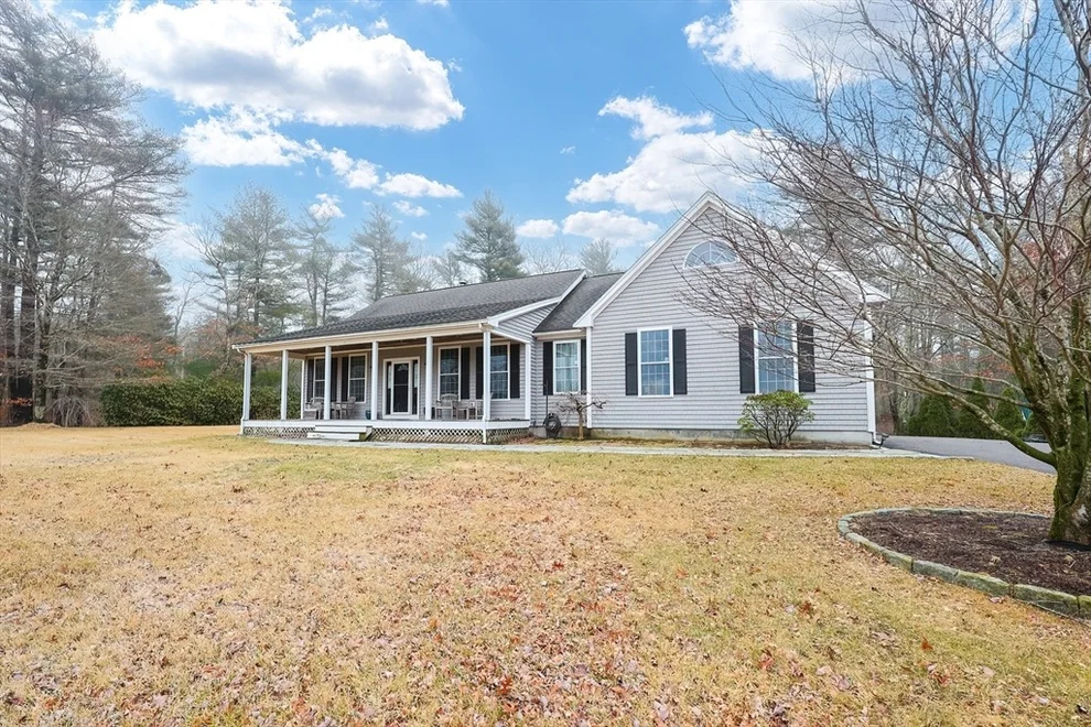 Unit for sale at 504 High St., Rochester, MA 02770
