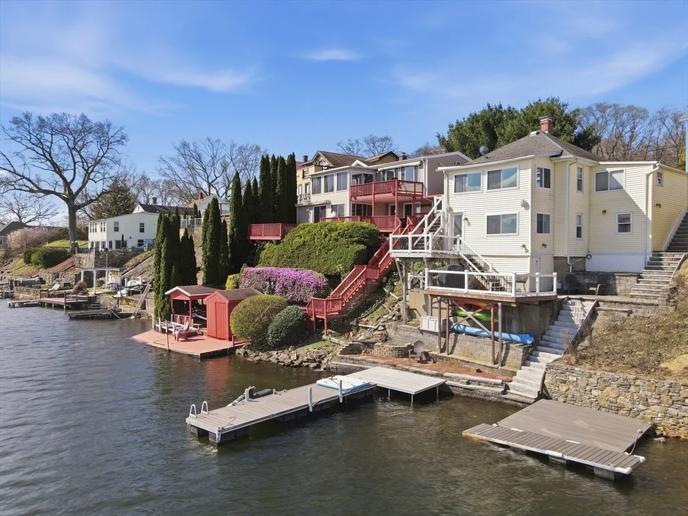 Unit for sale at 411B Lake Avenue, Worcester, MA 01604