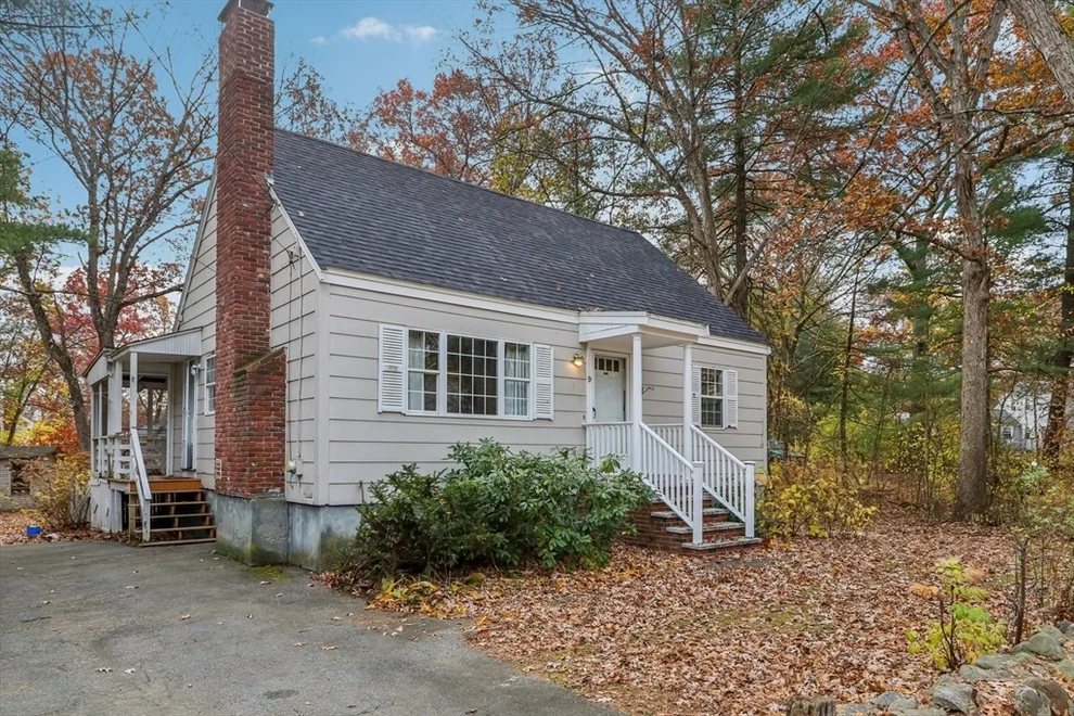 Unit for sale at 9 Flash Rd, North Reading, MA 01864