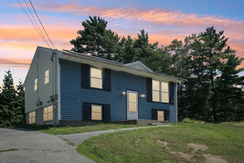 Unit for sale at 90 Esta Rd, Plymouth, MA 02360