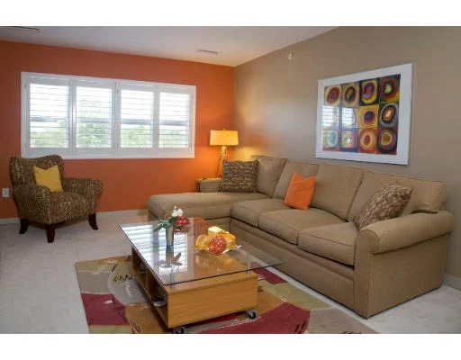 Unit for sale at 140 Railroad Avenue, Norwood, MA 02062