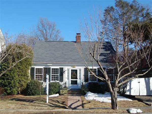 Unit for sale at 14 Weston Road, Marblehead, MA 01945