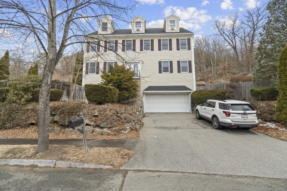 Unit for sale at 7 Litchfield Road, Peabody, MA 01960