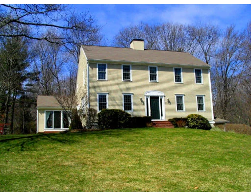 Unit for sale at 51 Red Fox Ln, Cohasset, MA 02025