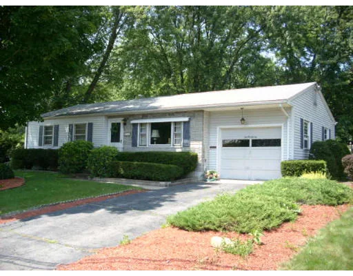 Unit for sale at 226 Fletcher Cir, Chicopee, MA 01020