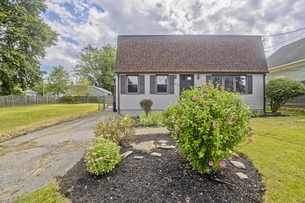 Unit for sale at 29 Lester, Chicopee, MA 01020
