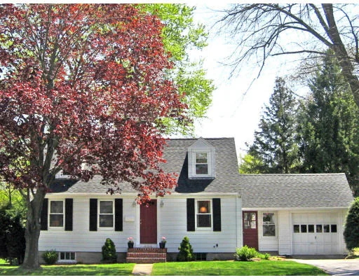 Unit for sale at 404 Green Street, Weymouth, MA 02191