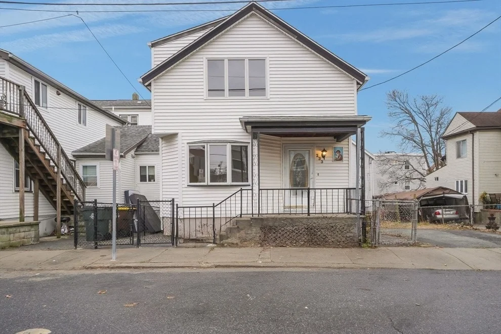 Unit for sale at 233 Franklin St, Fall River, MA 02720