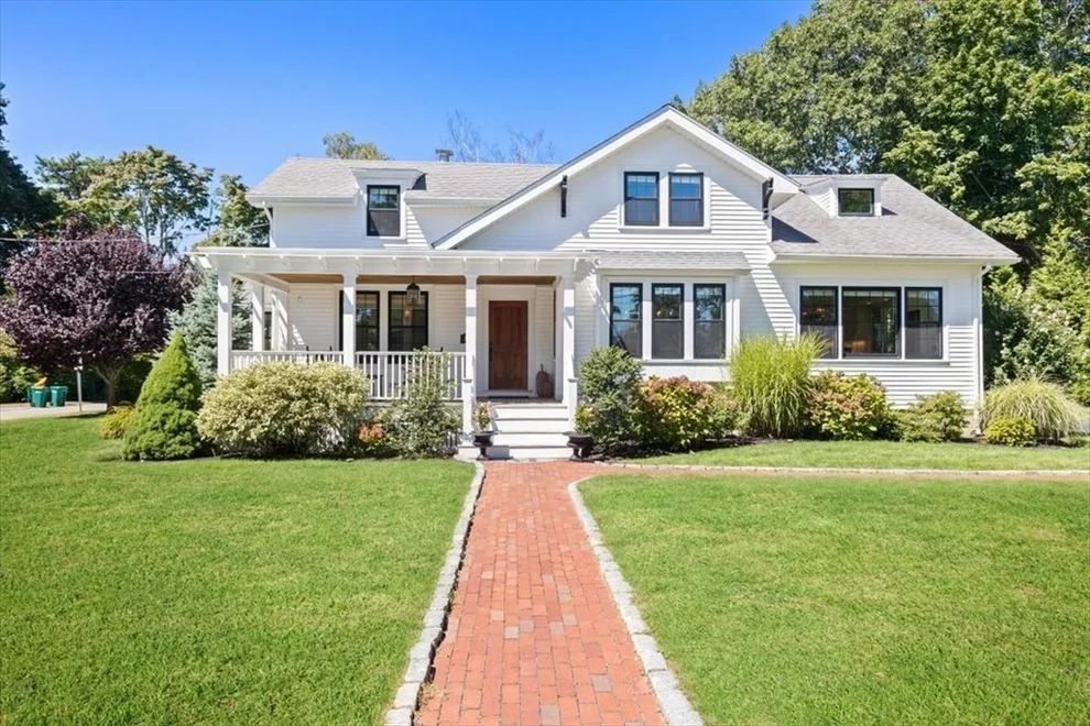 Unit for sale at 375 Marshall St, Duxbury, MA 02332