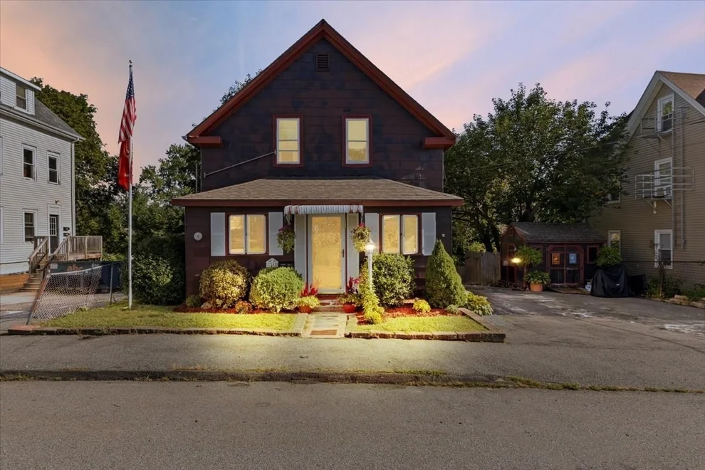 Unit for sale at 35 Godfrey St, Taunton, MA 02780