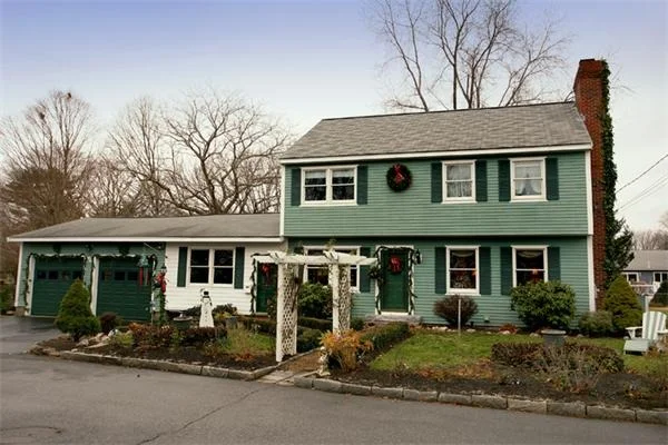 Unit for sale at 10 Lawton Drive, Newburyport, MA 01950