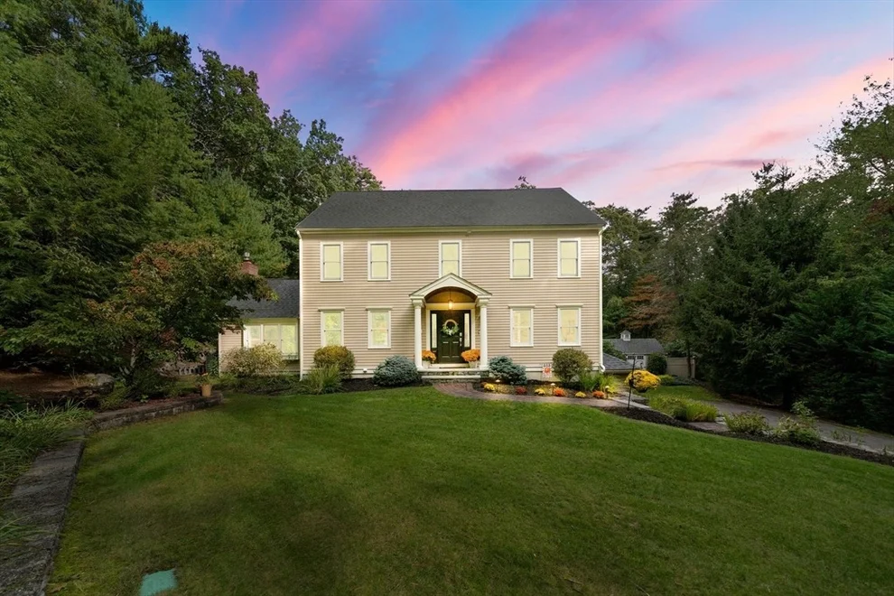 Unit for sale at 66 Hemlock Dr, Pembroke, MA 02359